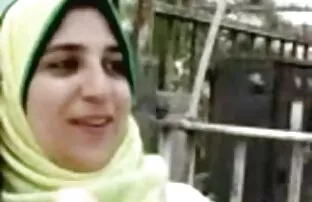 XXX 吐き気のない喉の反射！ エロ アニメ 女 と 女