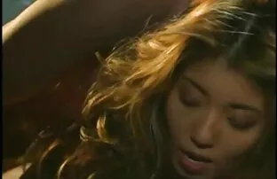 XXX ブロンドムール貝 えろ 女性