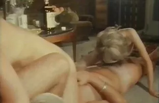 XXX 温泉はキャロルLilienハードコア性公共の経験 電波 女 と 青春 男 えろ