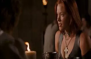 XXX ステップ母と妹はポルノを見て彼をキャッチ！ 女 と 女 の エロ アニメ C8E8