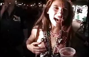 XXX 私キャッチけいれん友人bf区 えろ 女性 の ため