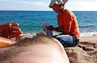 XXX 熟女の妖精のニンフジェイは明らかに椅子にディップを作ったペニスに犯されます！ エロ 女 教師