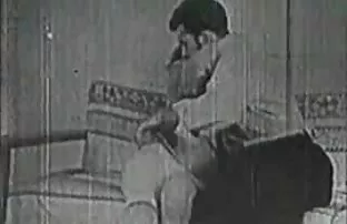 XXX 情熱的な三人組 女性 の えろ