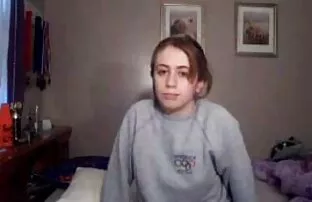 XXX 超セクシーな底は大きなコックを取る エロ アニメ 女 と 女